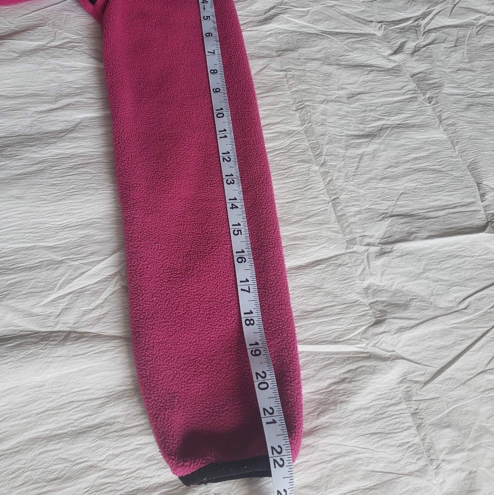 WOMEN'S PINK AND BLACK SWEATER - Picture 9 of 11